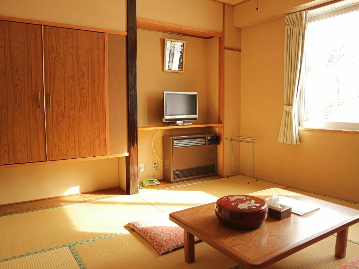 Hotel Sankt Moritz Shiga Shimotakai المظهر الخارجي الصورة